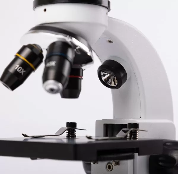 ميكروسكوپ تک‌چشمی برسر Microscopes 40X-1600X