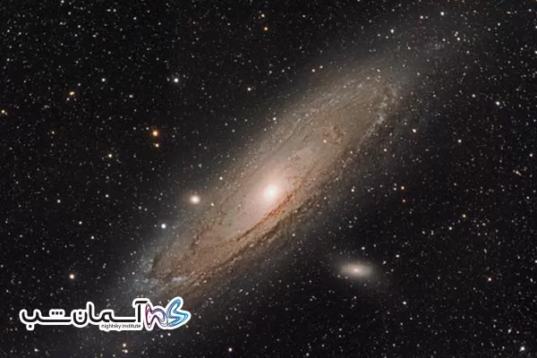 با تلسکوپ چه چیزهایی را میتوانیم ببینیم؟ 5 رصد کهکشان ها با تلسکوپ
